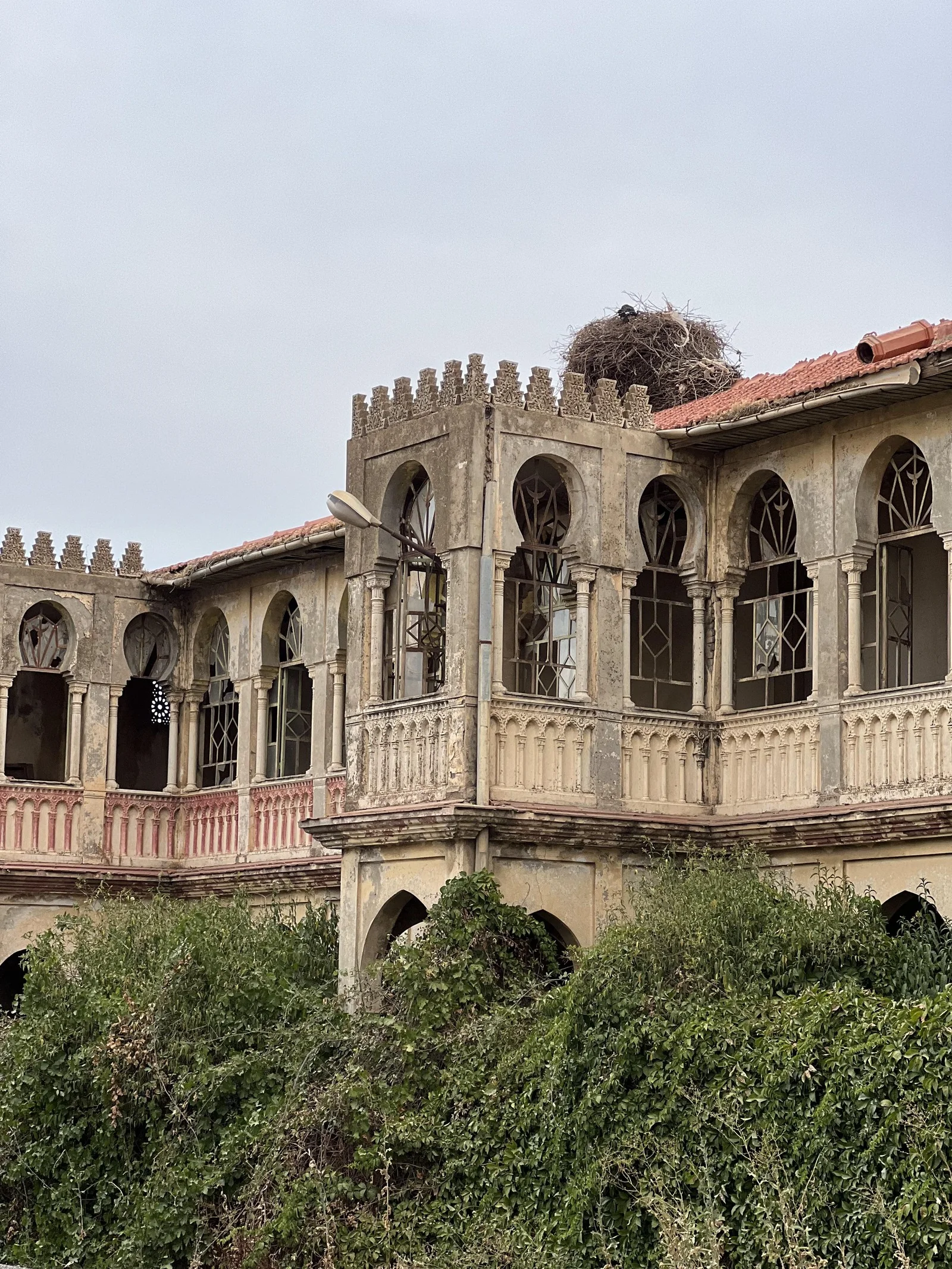 ArchiVault épisode 01 — Le palais abandonné d’El Hachimia à Bouira